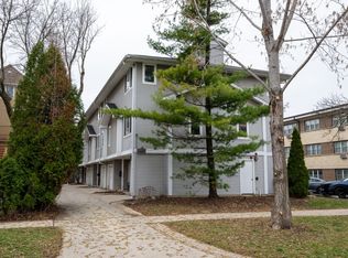 425 S Harvey Ave APT C, Oak Park, IL 60302