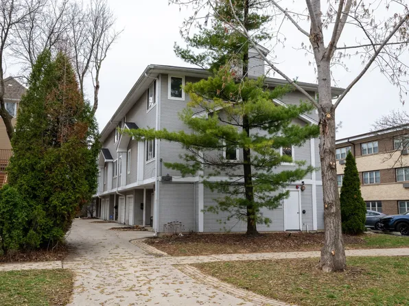 425 S Harvey Ave APT C, Oak Park, IL 60302