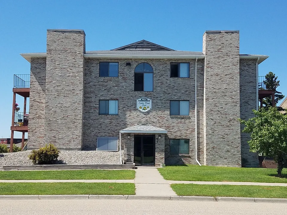 1022 Belsly Blvd