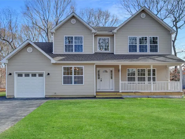 N/C Rustic Road, Lake Ronkonkoma, NY 11779