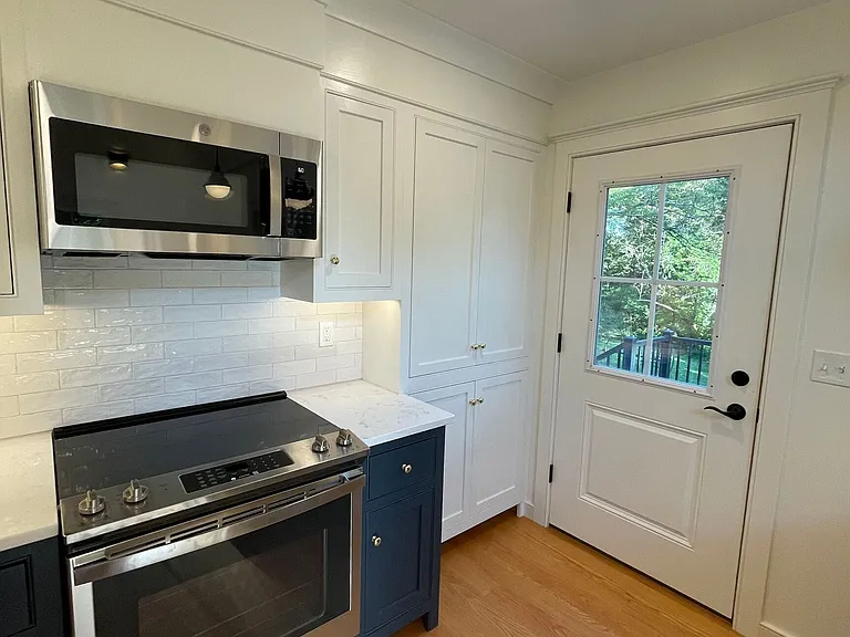 15 N Brook St — Photo 7