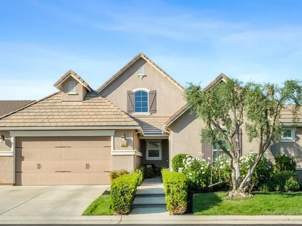 3541 Bloomfield Ln, Clovis, CA 93619