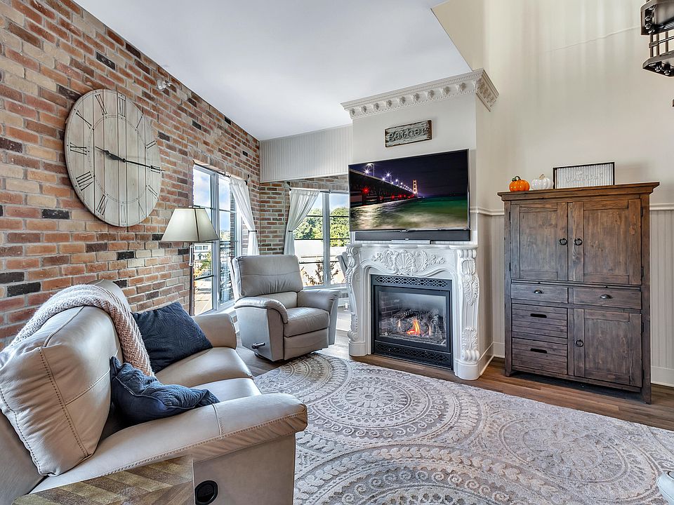 516 Williams St South Haven MI Zillow