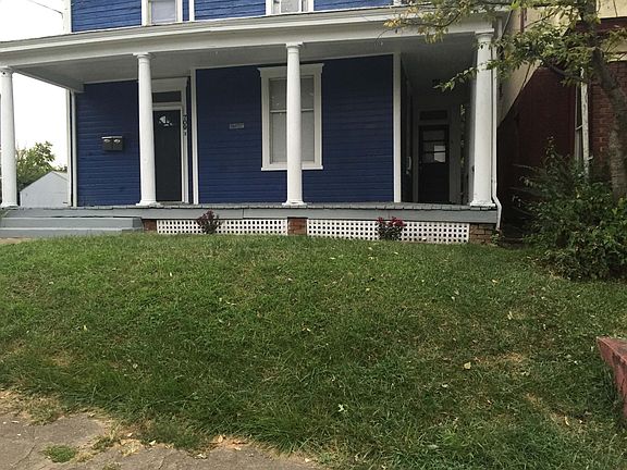 Private Entrance to the right.