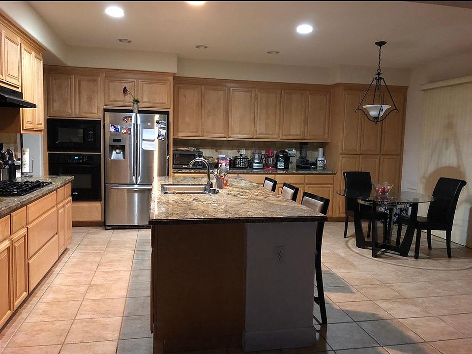 2nd image of 1534 Azalea Dr