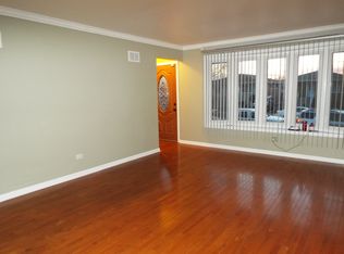 279 Hoxie Ave, Calumet City, IL 60409