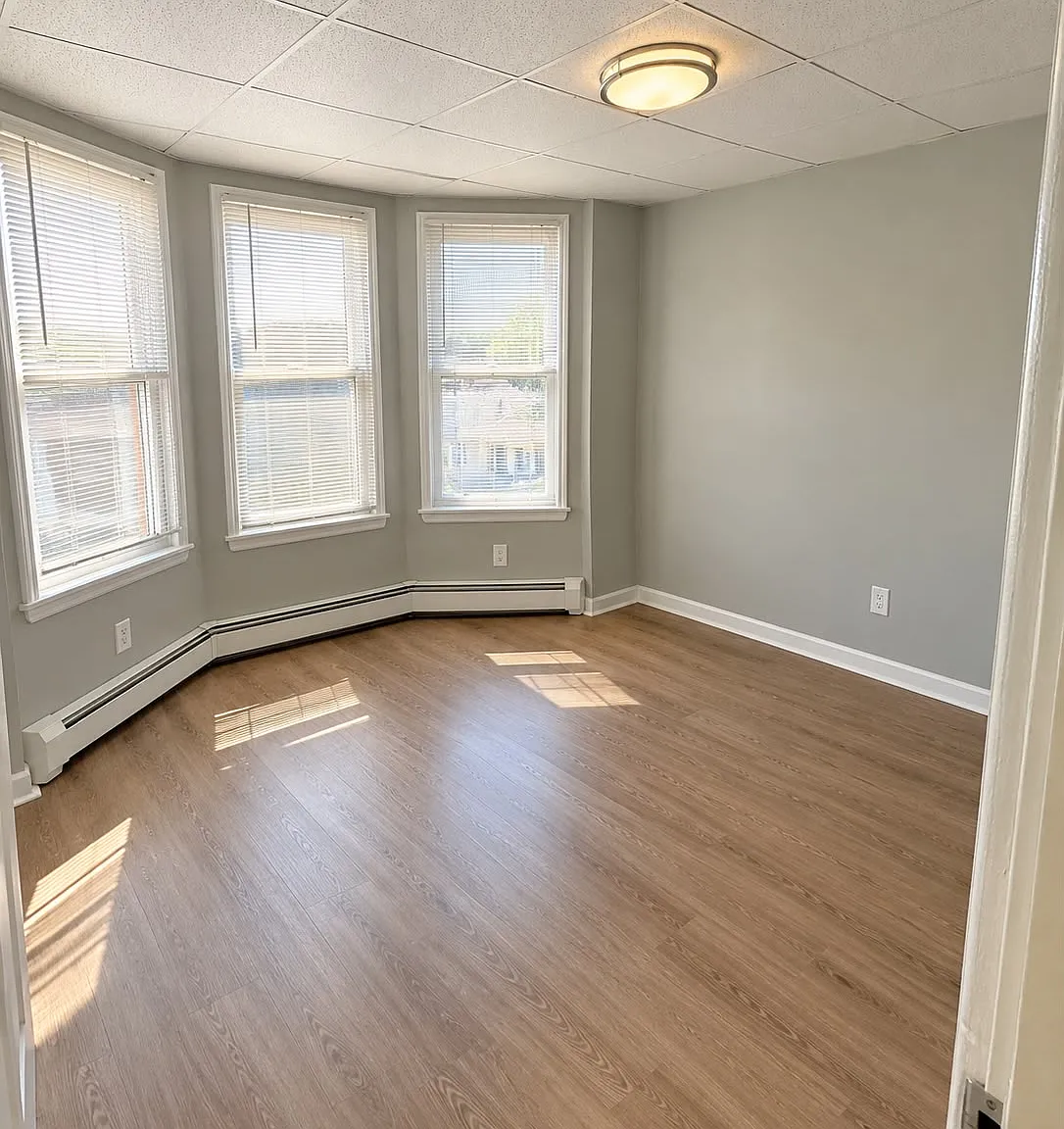 2 bed, $1,800 — Photo 3