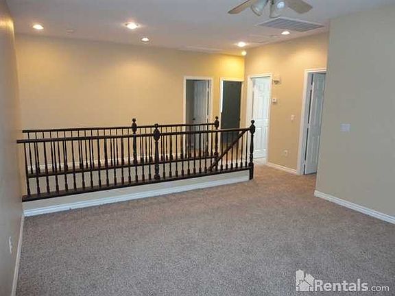5th image of 7805 Orchard Port Ave