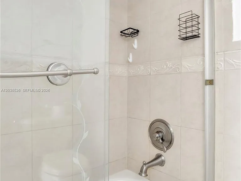2075 SW 122nd Ave — Photo 6