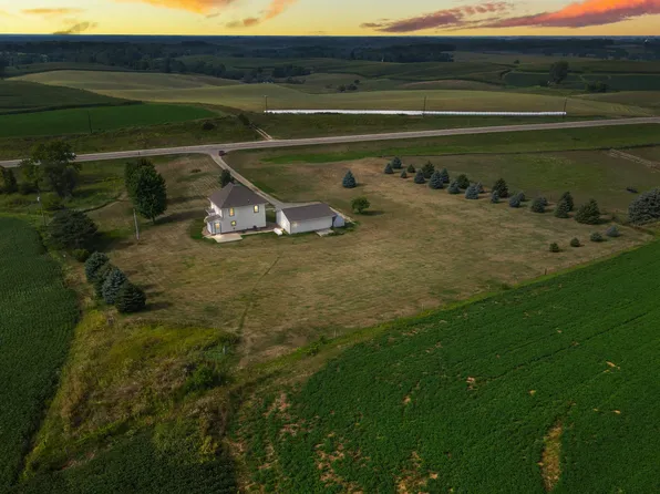 8474 Filmore Rd, West Union, IA 52175