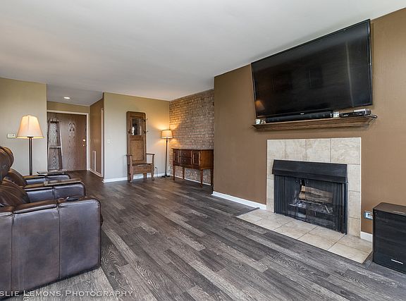 4th image of 6010 Oakwood Dr APT 5B