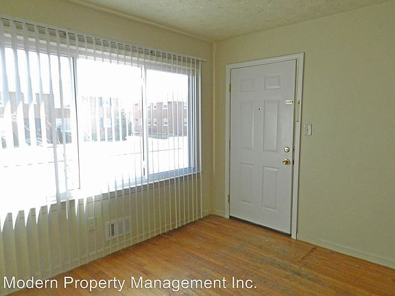 3rd image of 1843 Dalton Ct APT 2