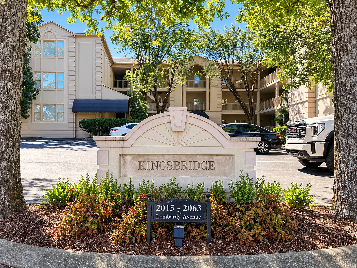 3 bed, 1600 sqft, $2,595 — Photo 1