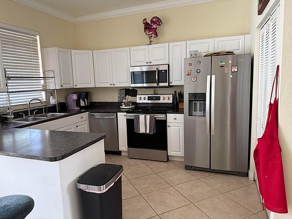 2nd image of 3829 Schoolhouse Rd Road E #3