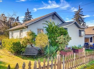1118 11th St, Oregon City, OR 97045