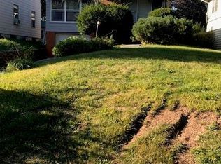 1560 Boulevard, West Hartford, CT 06107