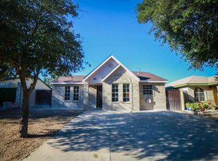 1516 Drake St, Laredo, TX 78045