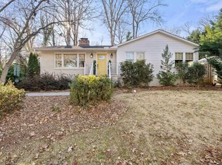 33 Nottingham Rd, Greenville, SC 29607