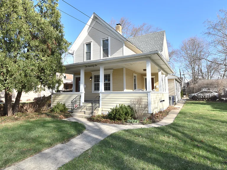 Morgan St — Photo 1