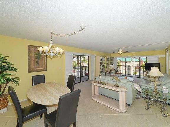 3rd image of 1001 Benjamin Franklin Dr Unit 301