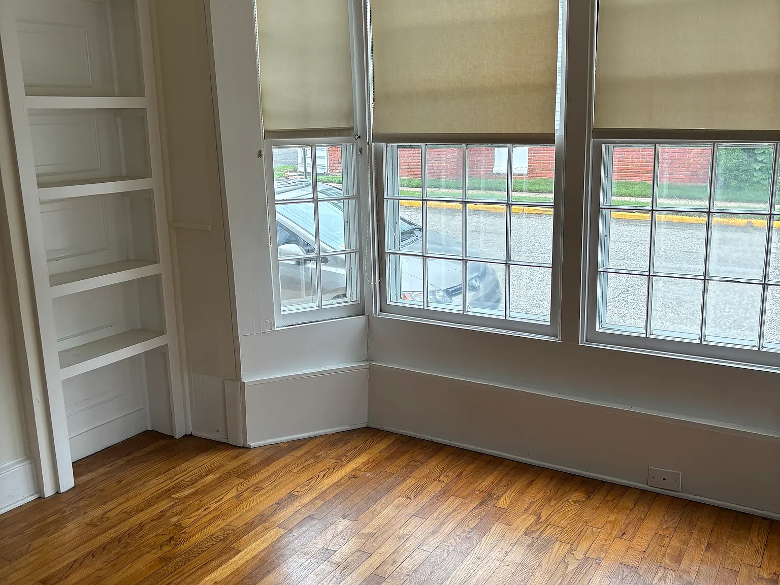 1 bed, 600 sqft, $1,300 — Photo 2