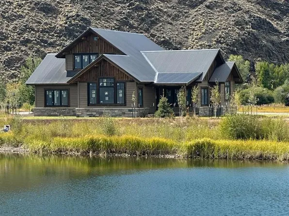 95 Tomichi Loop, Gunnison, CO 81230