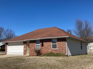 4061 W Mesa St, Battlefield, MO 65619