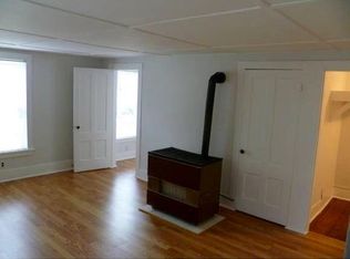 20 Pleasant St #2F, Ludlow, VT 05149