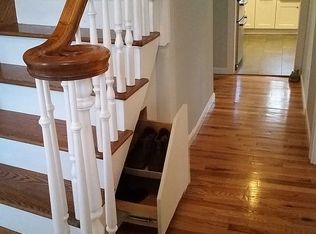 142 Sunset Rd, Massapequa, NY 11758