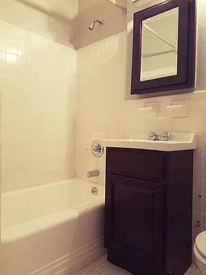 Sold by Bruma Realty LLC | media 27