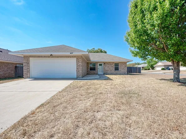 407 Bent Wood Dr, Leander, TX 78641