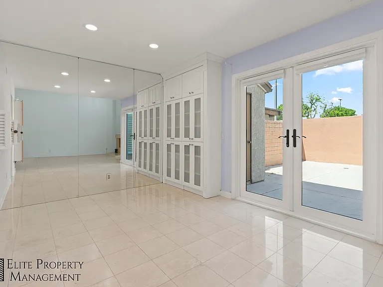 1409 Athena — Photo 17
