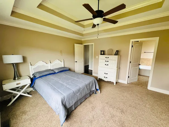 (undisclosed Address), Clarksville, TN 37042