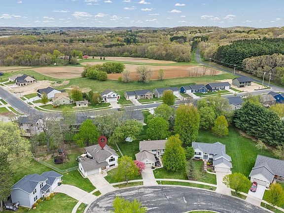 3rd image of 2366 Reinhardt Ct
