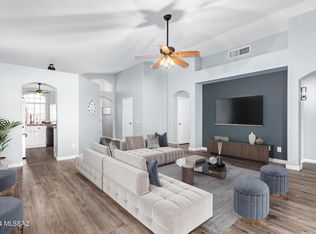 9043 N Palm Brook Dr, Tucson, AZ 85743