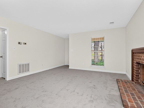 4th image of 101 Cabell Way