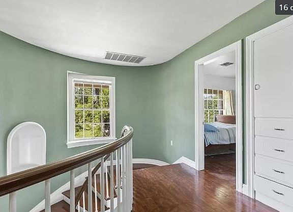 3rd image of 3321 N Virginia Ave