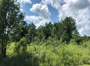 435 E Emerald Lake Dr, Sumter, SC 29153