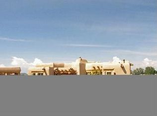 1424 Berninghaus St, Taos, NM 87571