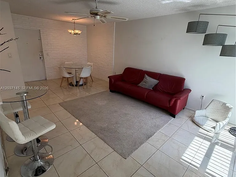 17620 Atlantic Blvd #514 — Photo 2