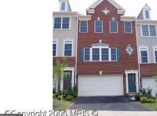 20348 Center Brook Sq, Sterling, VA 20165