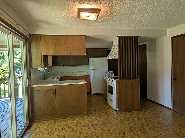 8 Cherokee Pl — Photo 7