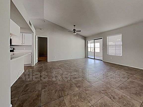 3rd image of 1232 E Wescott Dr