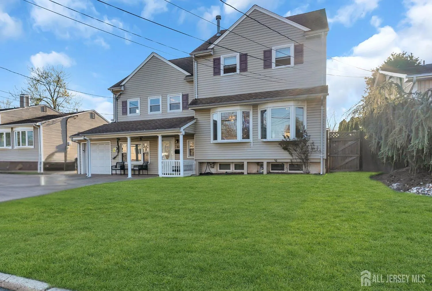 61 Cypress Dr photo 1