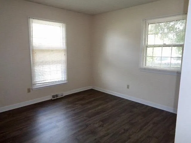 6717 W Friendly Ave — Photo 4