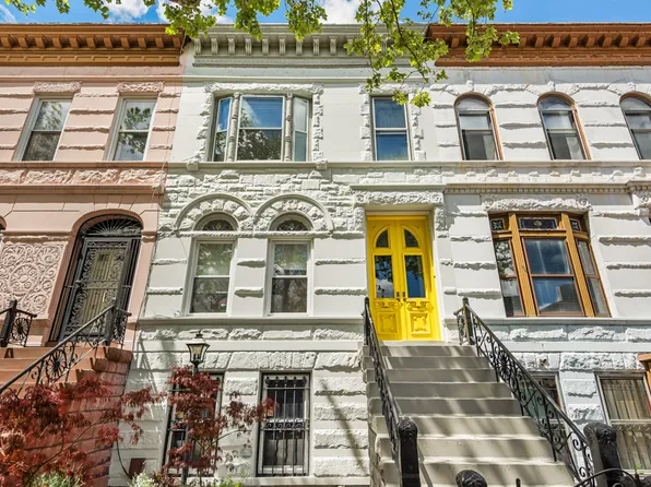 611 Macon Street image 12 of 13