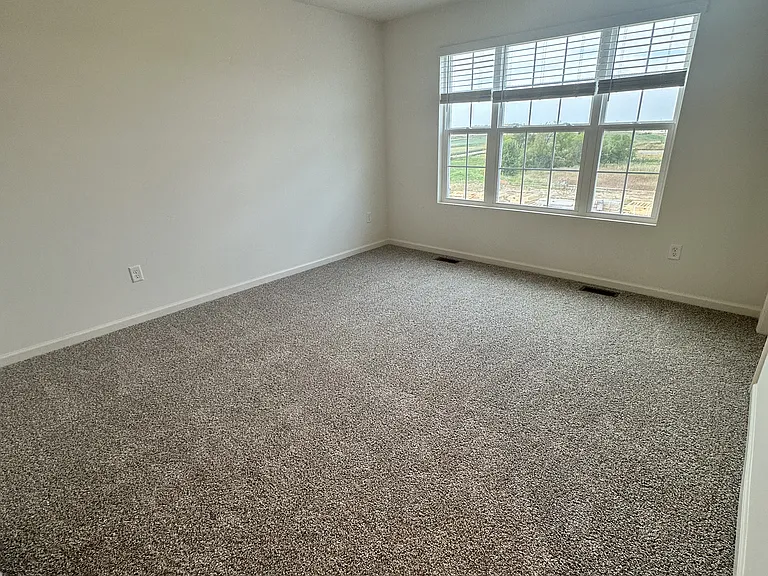 1534 Yosemite Way — Photo 18
