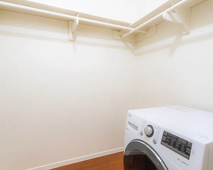 4209 Avenue B — Photo 37