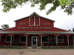 23080 Waller Rd, Fulton, IL 61252