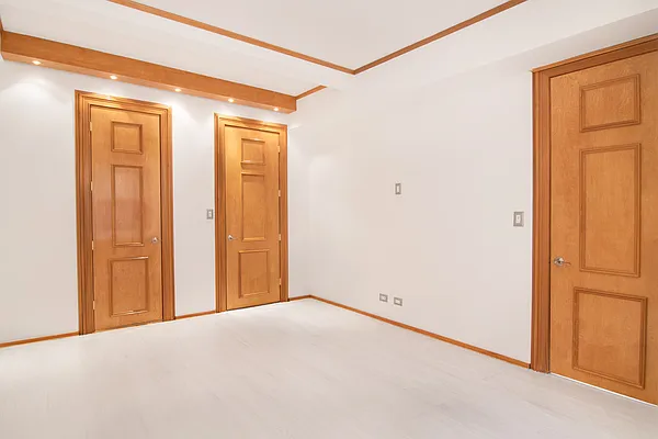 Rented by WAM Partners - William Moses Co. | media 35